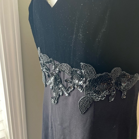 [11/12]VTG Les Robes Galleria Black Spaghetti Strap Maxi Back Slit pencil Dress - Picture 5 of 13